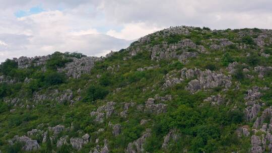 昆明西山公园凌虚阁航拍昆明市城市全景