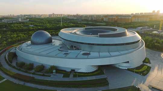 上海天文馆建筑航拍临港新城滴水湖