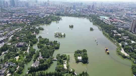 航拍山东济南大明湖5A景区