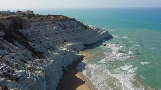 Cliff， Scala Dei Tur