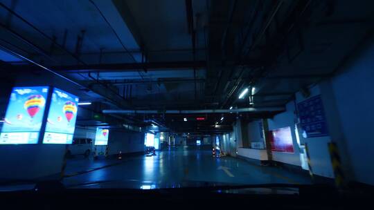 城市商场停车场开车第一视角4k视频素材视频素材模板下载