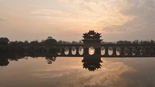 建水十七孔桥日出