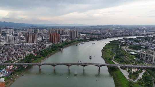 广西贵港郁江跨江桥梁交通航拍