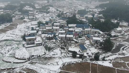 大气南方乡村雪景航拍