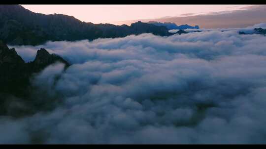 航拍山川雨雾 云海