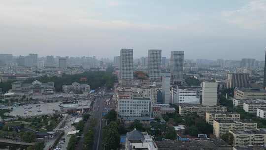 航拍山东济宁大景城市天际线