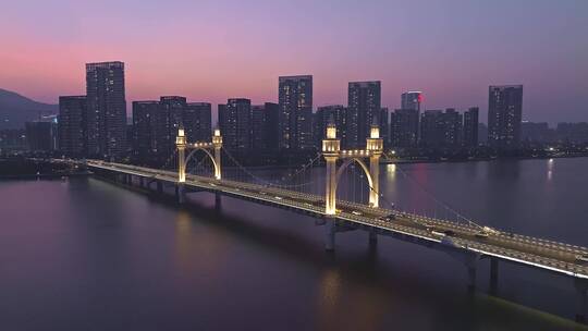 绝美的广东珠海市白石桥夜景带晚霞航拍