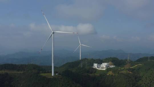 航拍江西赣州风电场