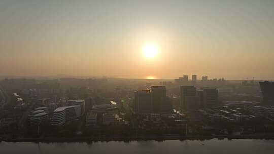 福州东湖数字小镇日出航拍城市剪影建筑风光