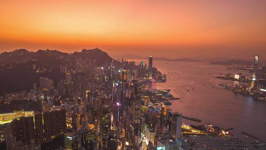 航拍香港岛日落-灯光亮起延时