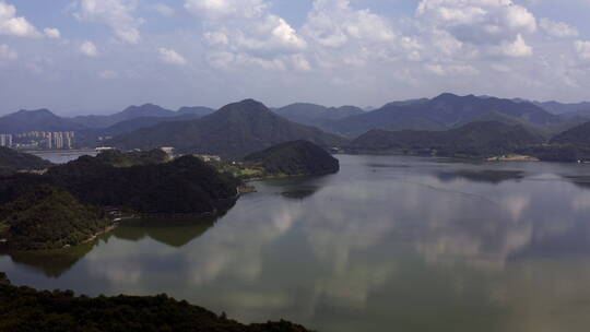 临安青山湖