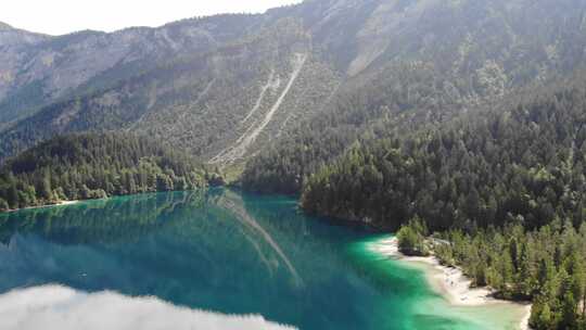 Tovel Lake，意大利阿尔卑斯山，特伦蒂诺上阿迪格，意大利