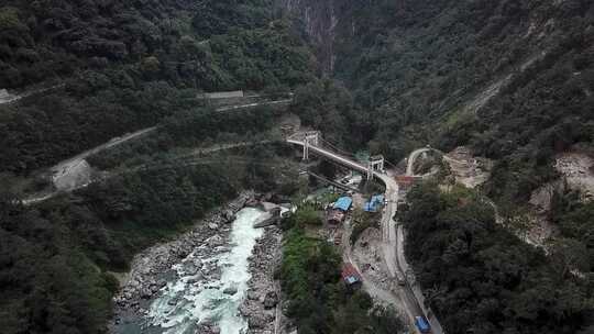 航拍西藏林芝墨脱雅鲁藏布江大峡谷