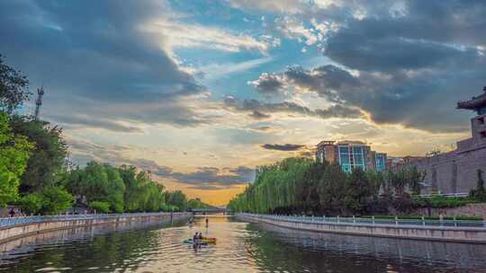 北京古建外城墙东南角楼晚霞风光延时