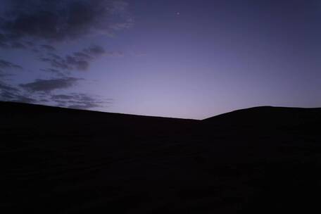 敦煌鸣沙山夜景