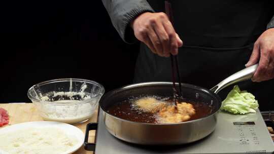 网红食品爆浆芝士炸猪排