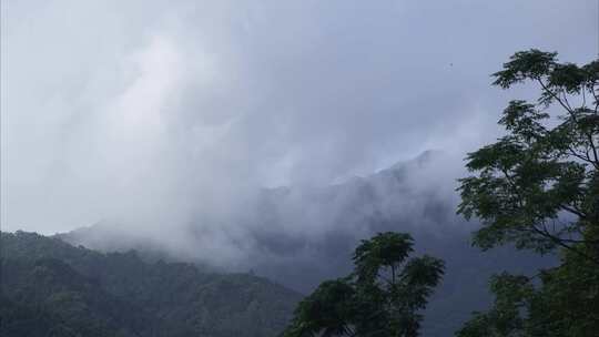 2023广东茂名高州大山蓝天白云延时