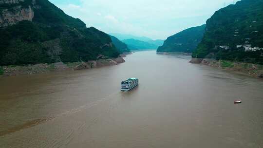 三峡游轮