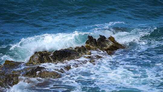 海浪海波浪海岸海洋 大海 浪花 礁石