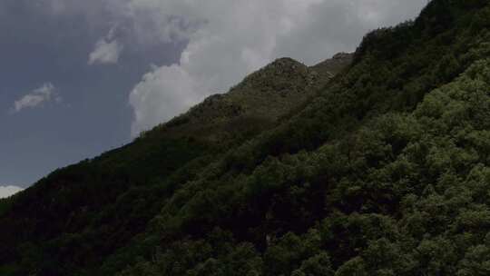 4K青海互助北山景区大山原始森林航拍01视频素材模板下载