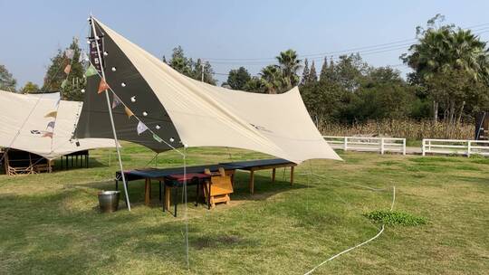 房车帐篷露营地