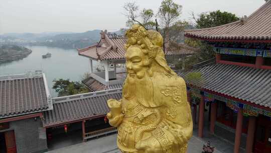 广西南宁蒲津公园财神爷雕像邕江全景航拍