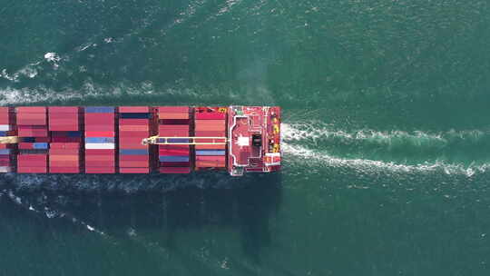 海上集装箱货船航拍轮船航行运输船视频素材模板下载