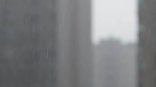 城市高楼住宅大雨视频素材模板下载