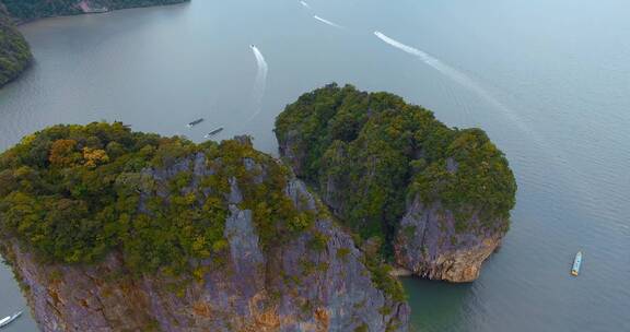 泰国旅游视频泰国普吉007岛铁钉岛附近水域