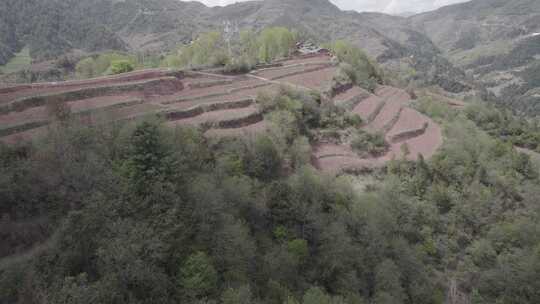 航拍中国西部四川大凉山高原山地村庄风光