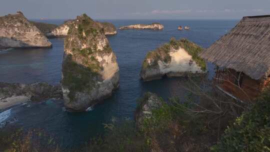 HDR印尼佩尼达岛悬崖树屋航拍自然风光