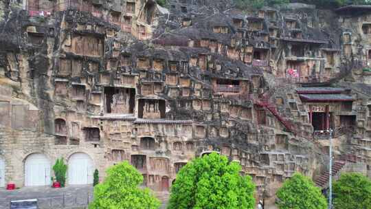 航拍四川广元旅游千佛崖景区人文景观