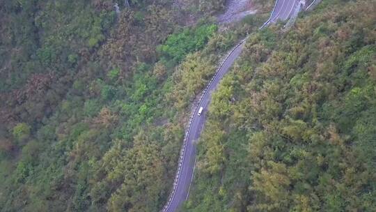 山路十八弯 盘山公路 弄拉 马山视频素材模板下载