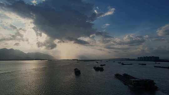 海边渔港渔船日落风景