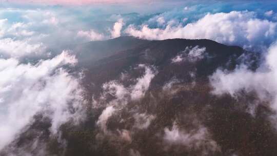 吉林通化辉南四方顶子云海航拍大气风景