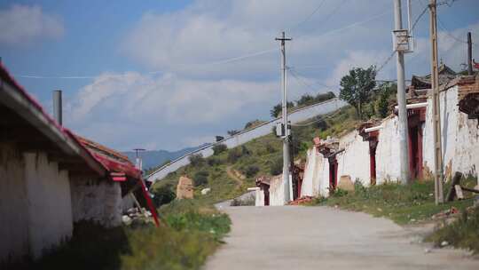 寺院小路房子