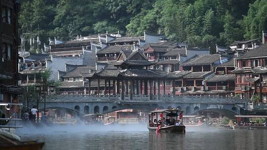 航拍湘西凤凰古城夜景视频