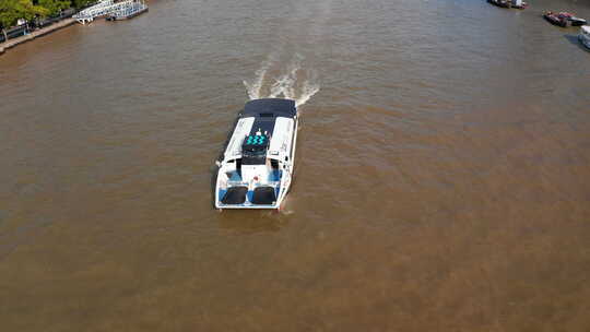 船在水面行驶视频素材模板下载