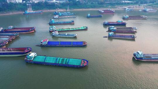 视频合集航拍梧州货运船西江航运水道交通
