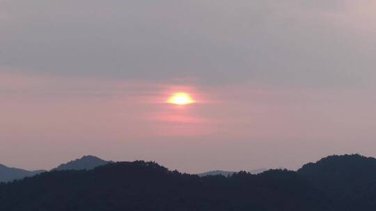 航拍山川日落晚霞夕阳