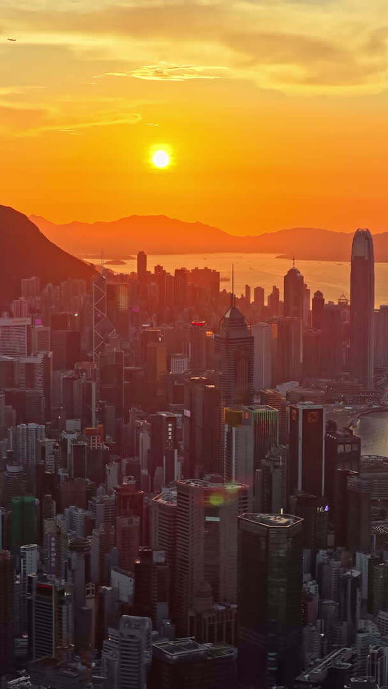 香港维多利亚港火烧云