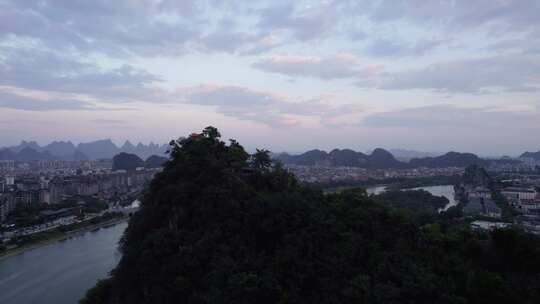 桂林山水日落晚霞城市风景和自然风光