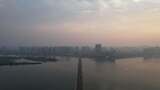 湖北襄阳城市清晨迷雾航拍高清在线视频素材下载