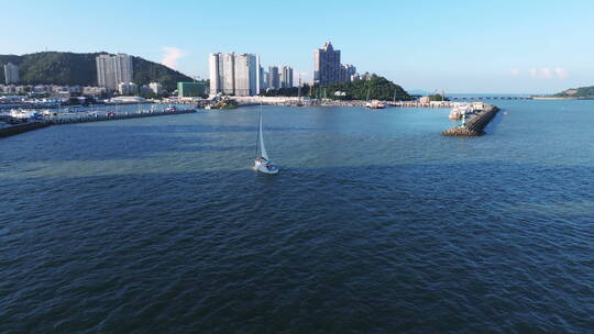 帆船运动游轮海滨旅游城市