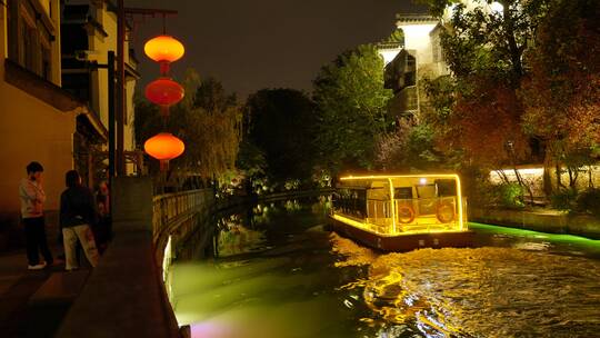 南京秦淮河附近历史人文景观夜景