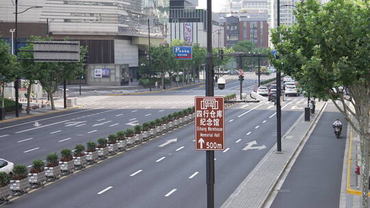 西藏北路街景