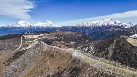 西藏林芝市色季拉山南迦巴瓦峰加拉白垒峰