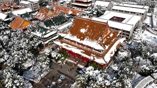 长沙地标建筑雪景开福寺雪景