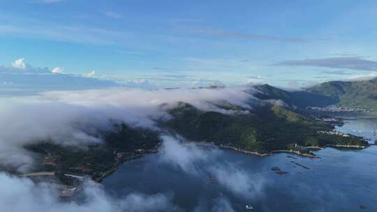 广东汕头南澳岛海上岛屿清晨云海航拍