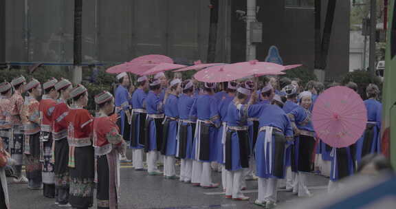 贵阳民族联欢巡游街景